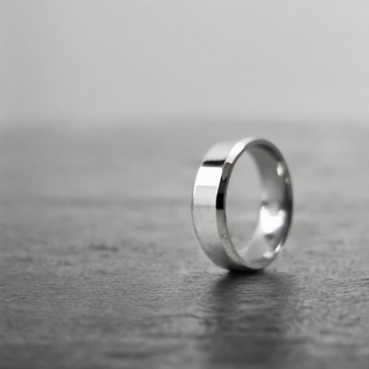 Silver Bezel band