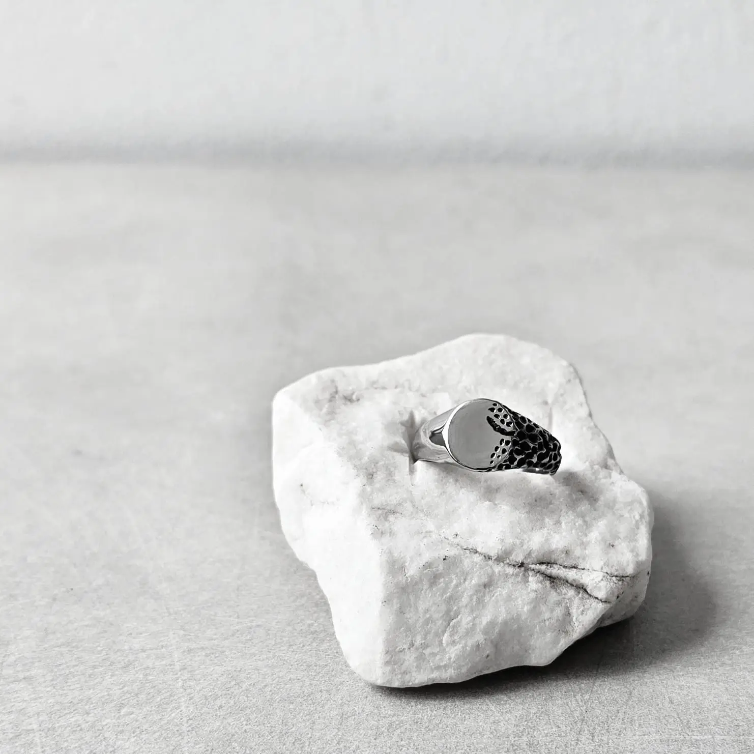 RAW RING