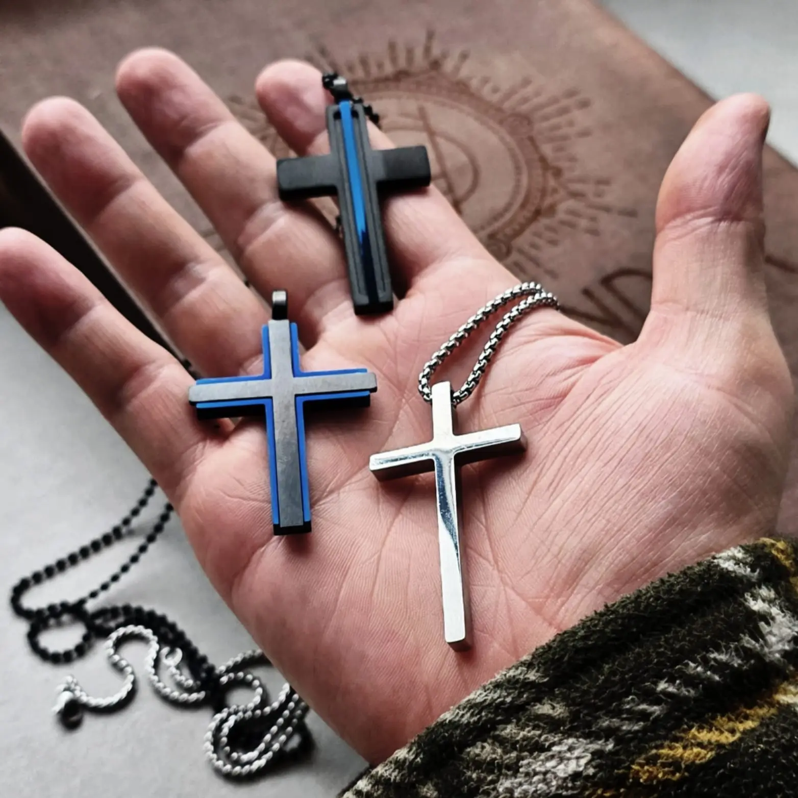 CRUCES