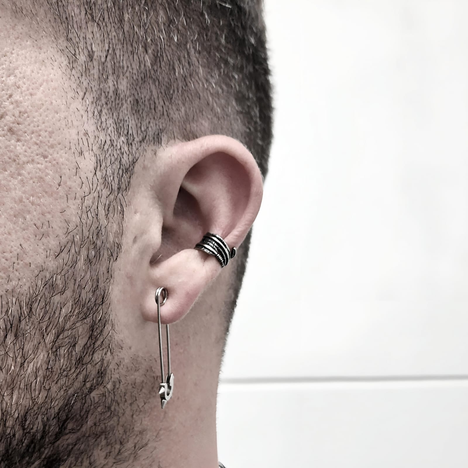 Earcuff Feather roll