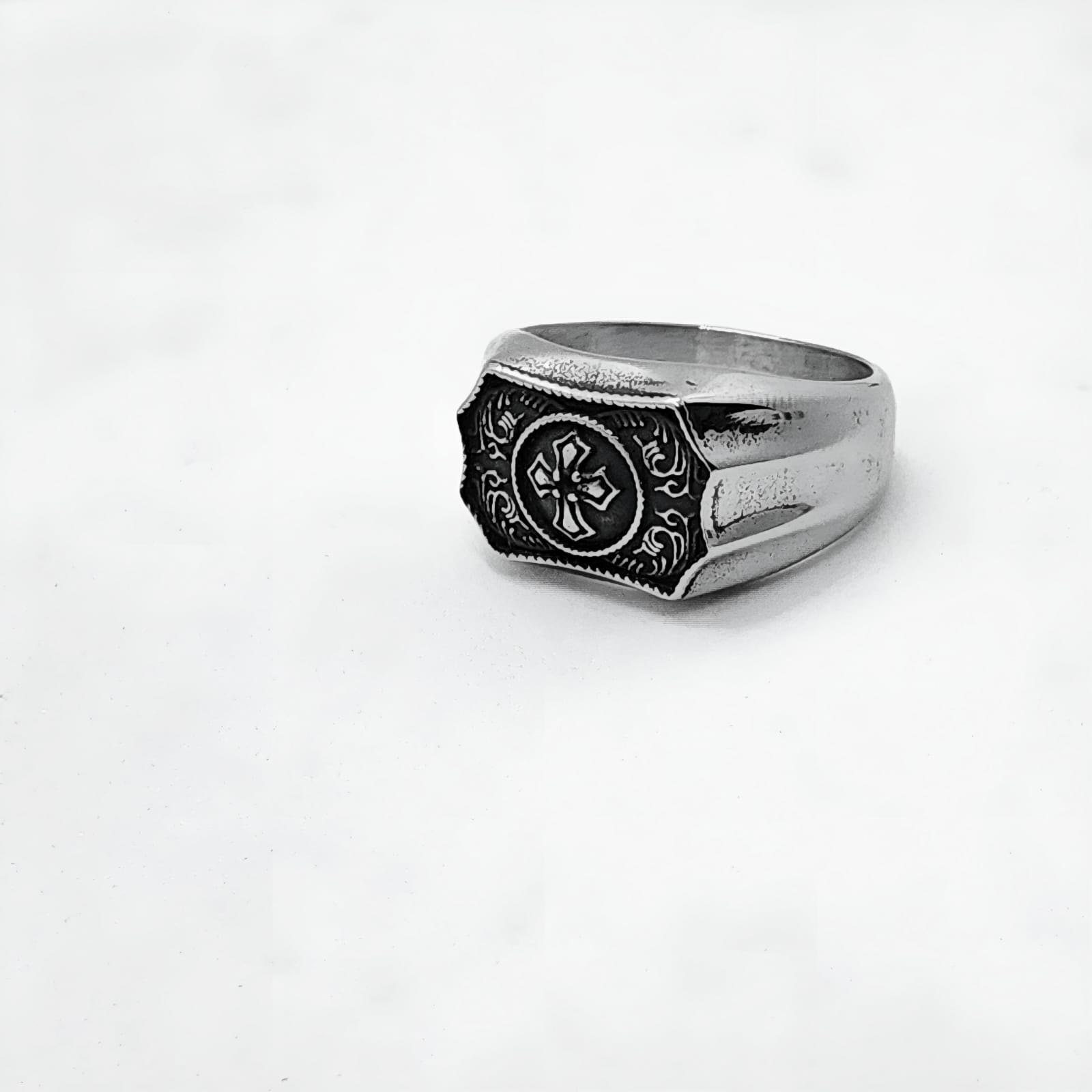 The Cross Ring
