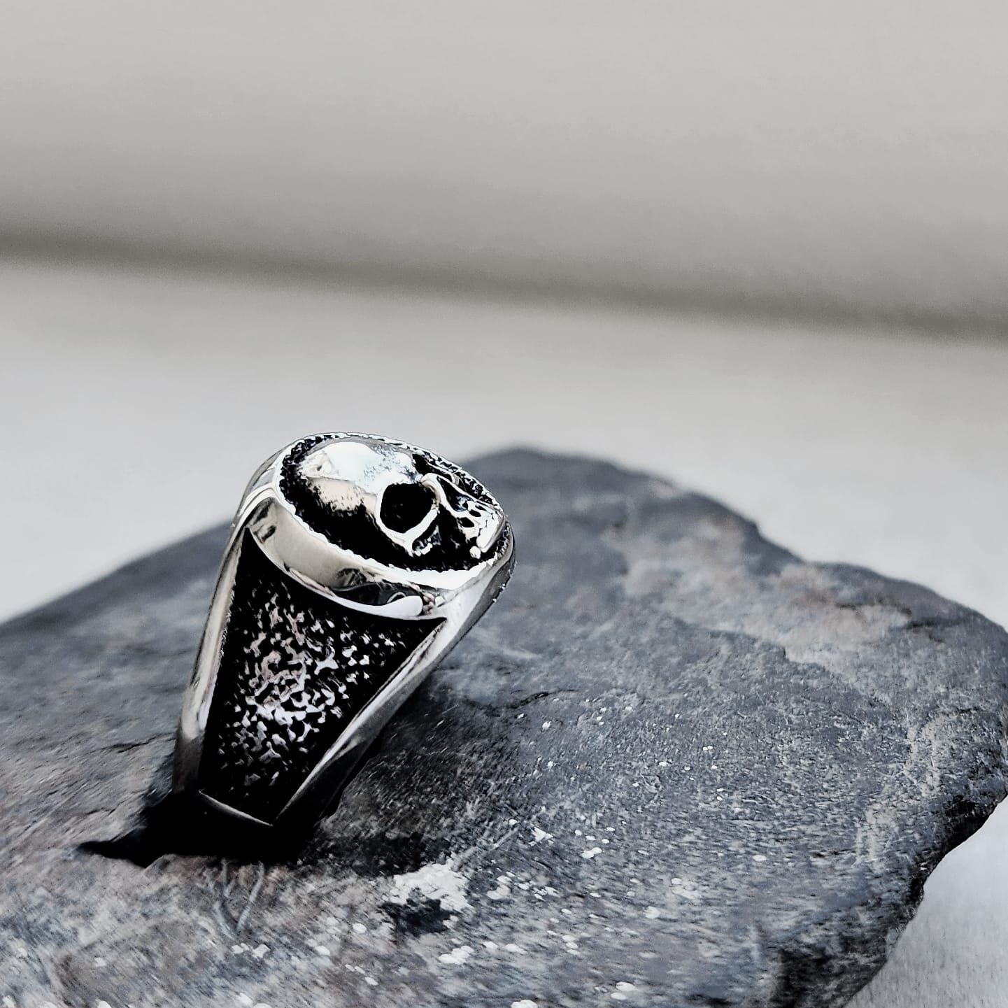 Equal Ring