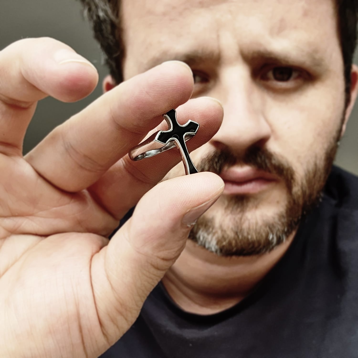 Long Cross Ring