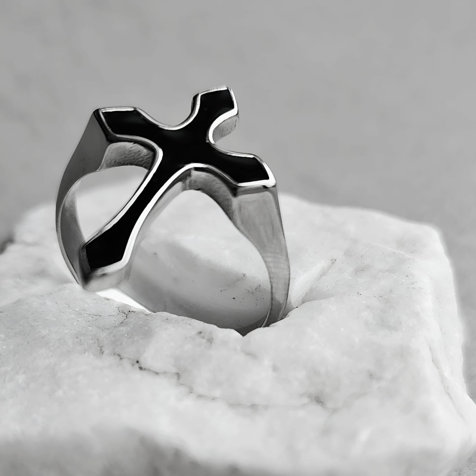 Long Cross Ring