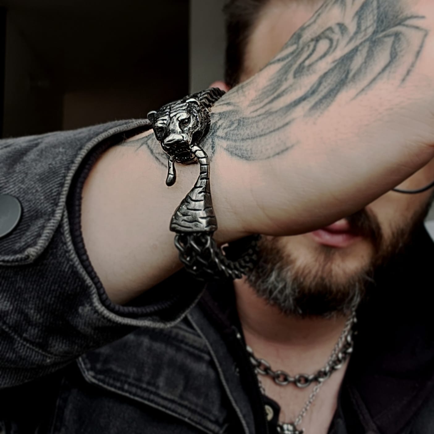 Tiger Head brazalete